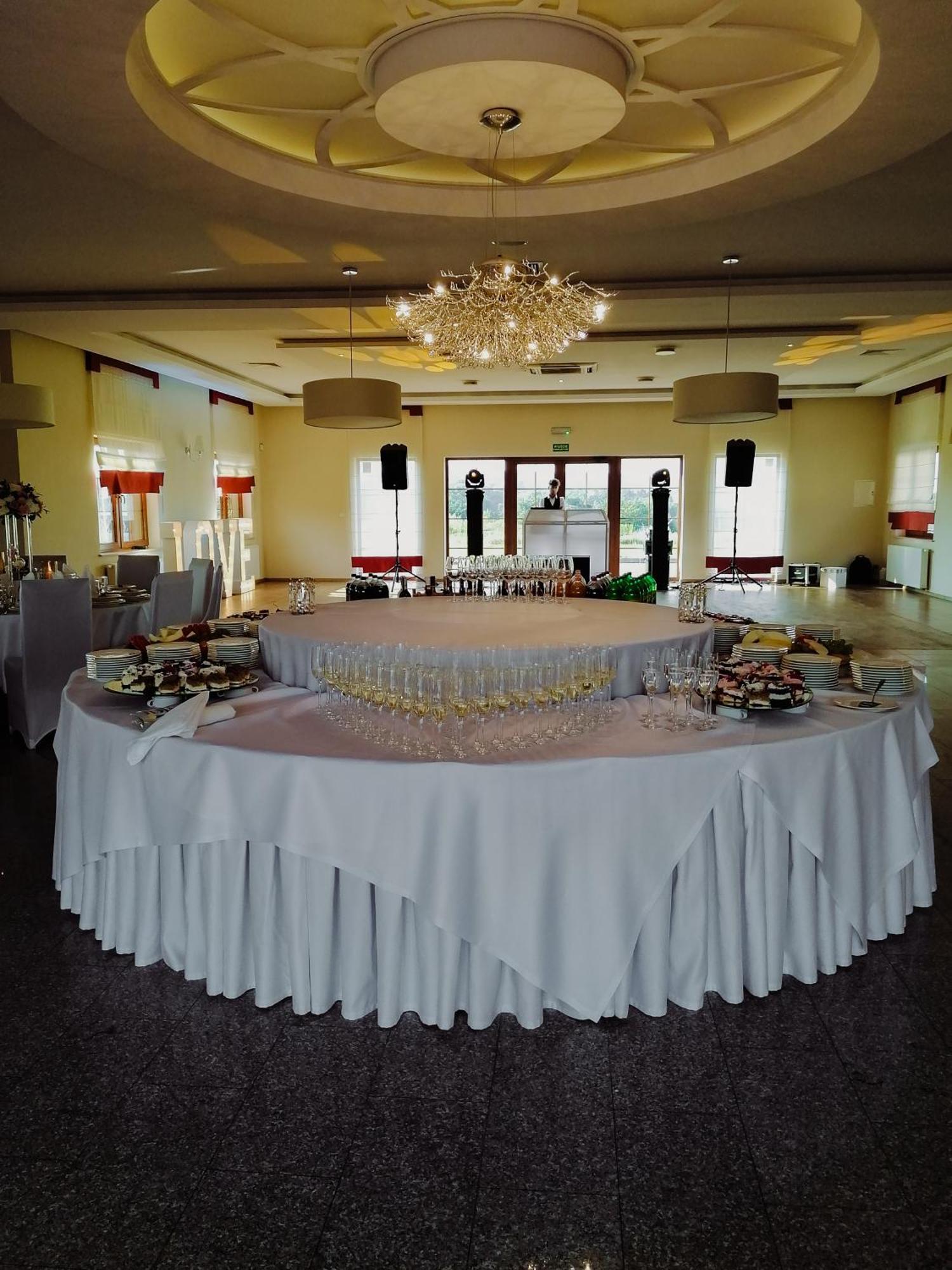 Hotel Bonsai Niemcza Bagian luar foto
